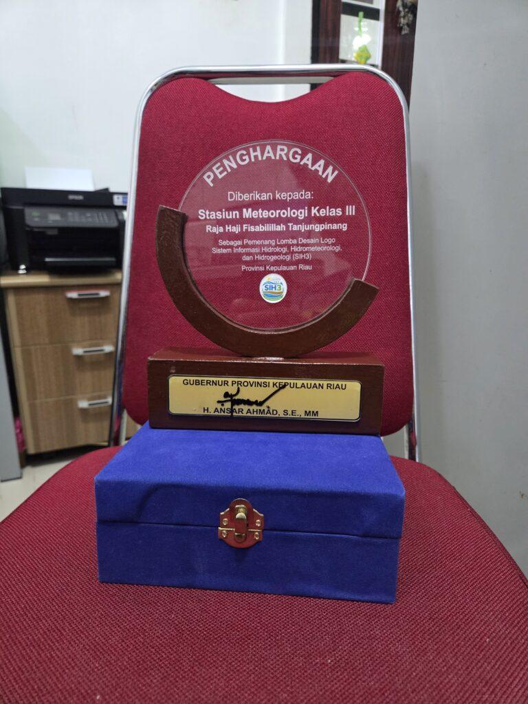 Dokumentasi Kegiatan Rapat Koordinasi Sekaligus Penghargaan Lomba Desain Logo SIH3 Provinsi Kepulauan Riau