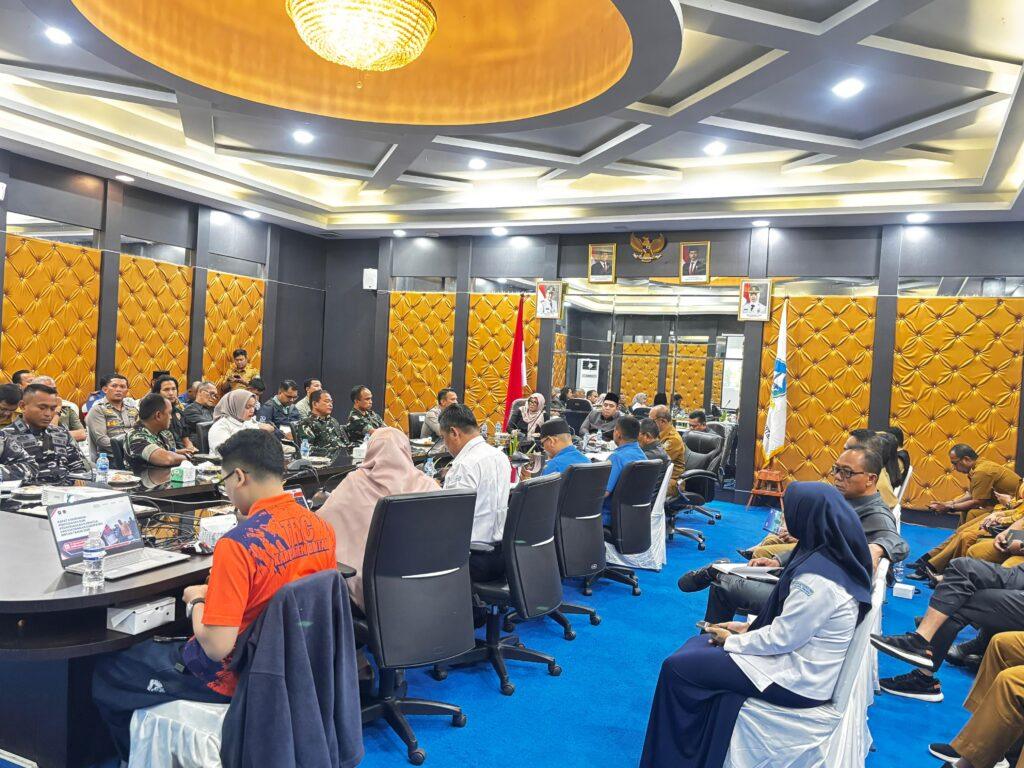 Dokumentasi Kegiatan Sinergi Lintas Sektor, Kepala Stasiun Meteorologi Tanjungpinang Hadiri Rakor Karhutla dan Kekeringan Kabupaten Bintan